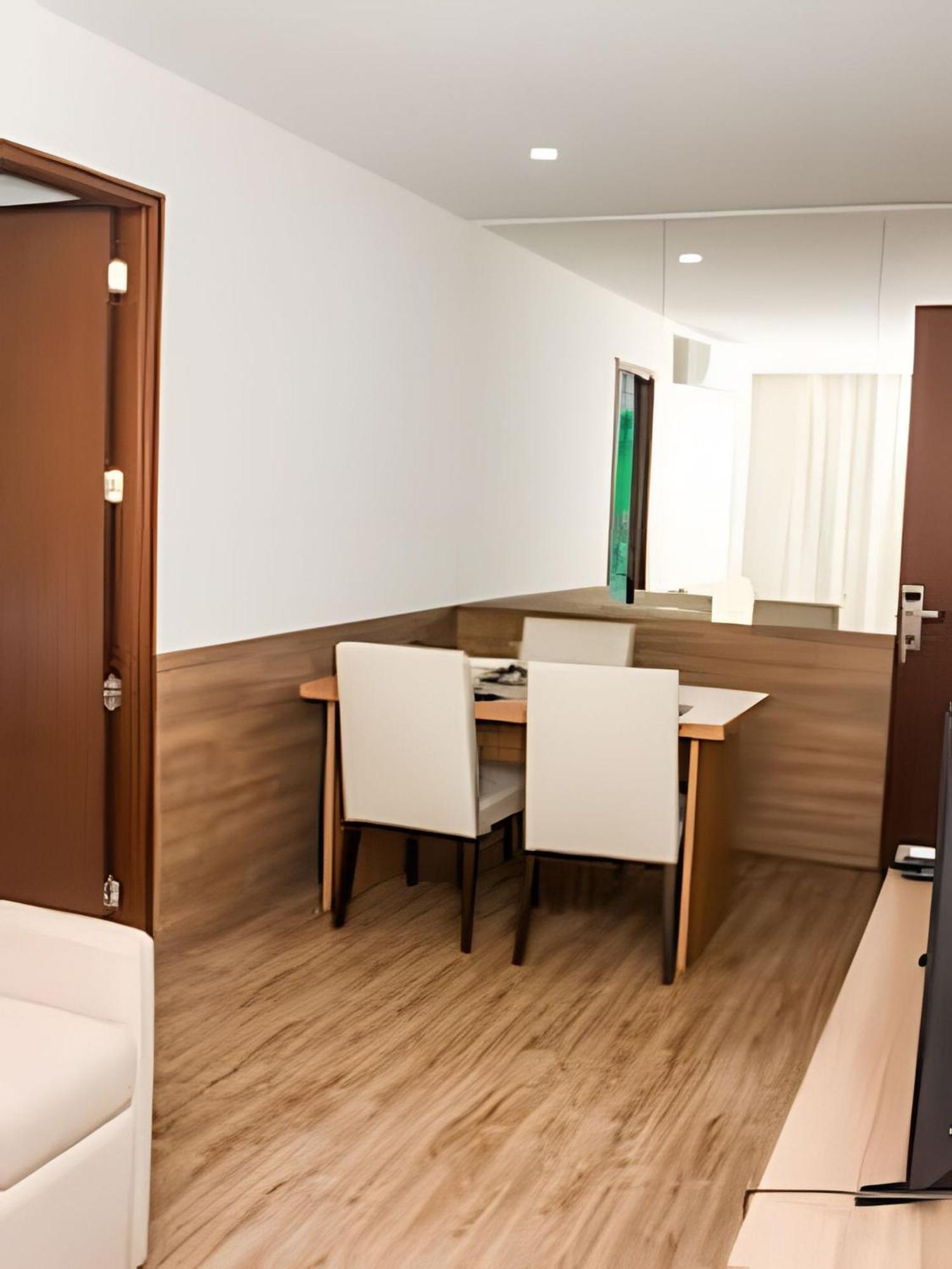 Flat Vpm - Cozinha, Varanda, Ar Cond, Estacionamento, Cama Queen, Vista Incrivel, 400mb Wi-fi, Tv Smart, Servicos De Streaming, Ducha Forte, Proximo A Barra Da Tijuca E Recreio, 10min De Carro Da * Río de Janeiro