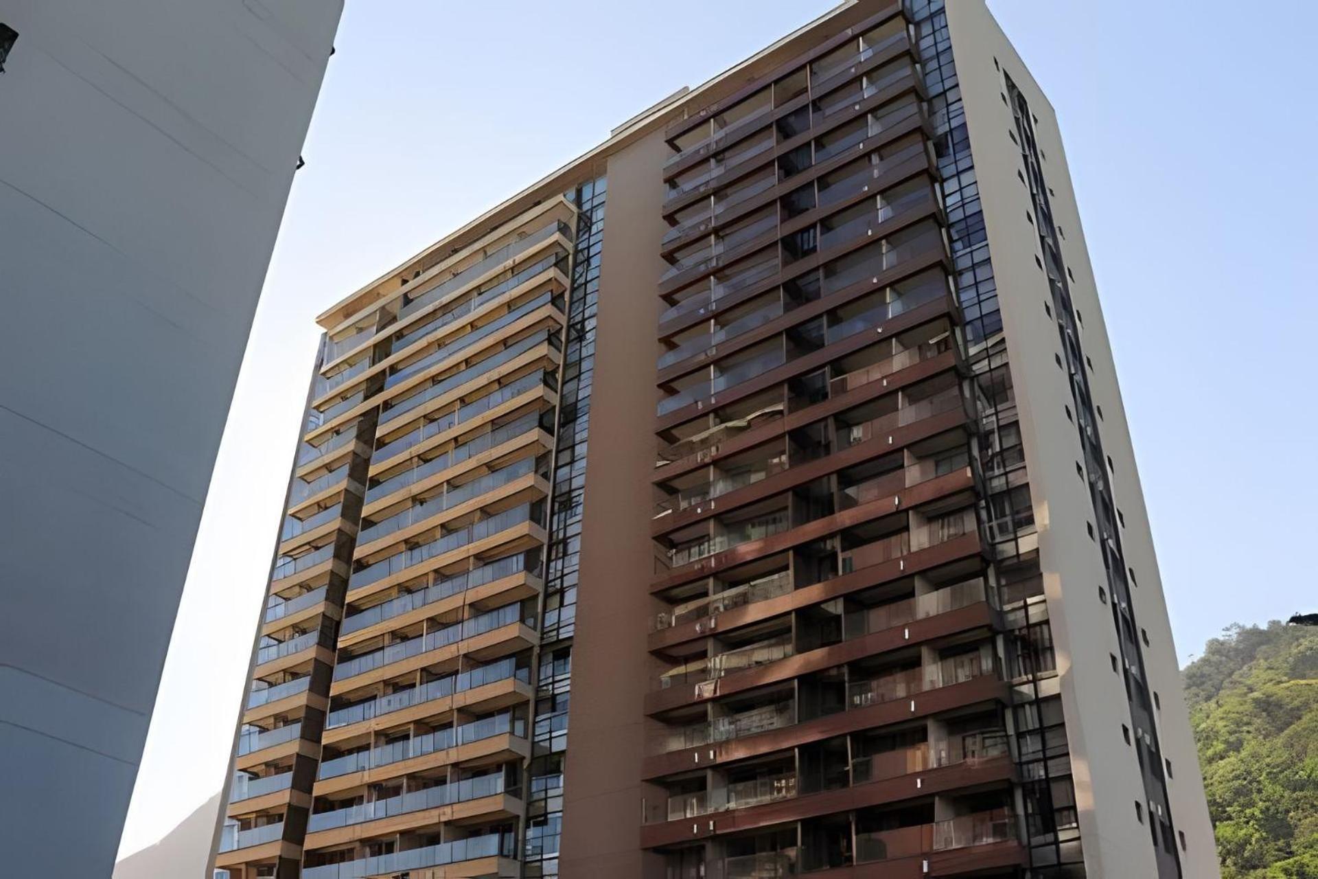Flat Vpm - Cozinha, Varanda, Ar Cond, Estacionamento, Cama Queen, Vista Incrivel, 400mb Wi-fi, Tv Smart, Servicos De Streaming, Ducha Forte, Proximo A Barra Da Tijuca E Recreio, 10min De Carro Da Río de Janeiro